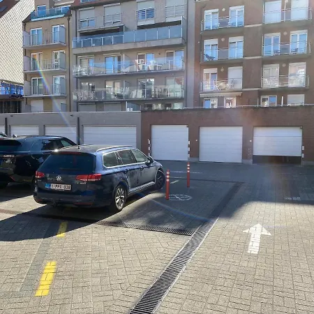 Residentie Zeebries, Luxe En Ruim Met Zijzicht Op Zee Apartment