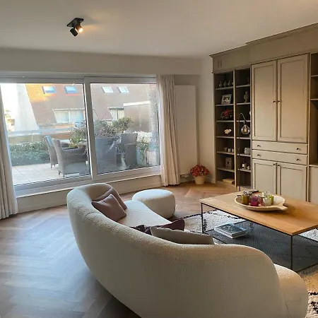 Апартаменты Residentie Zeebries, Luxe En Ruim Met Zijzicht Op Zee Кнокке-Хейст